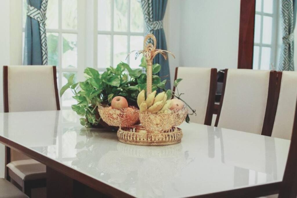 Fiyala Homestay Addu Atol Buitenkant foto