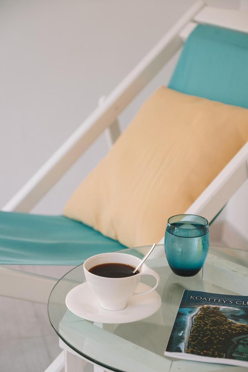 Fiyala Homestay Addu Atol Buitenkant foto